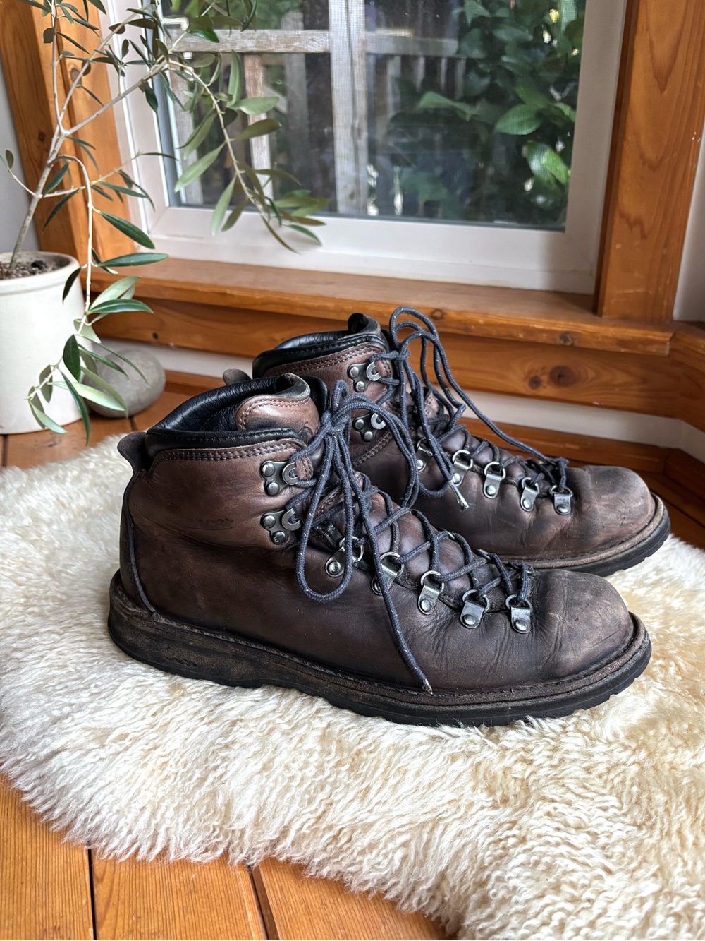 Vintage Danner Mountain Pass Boots